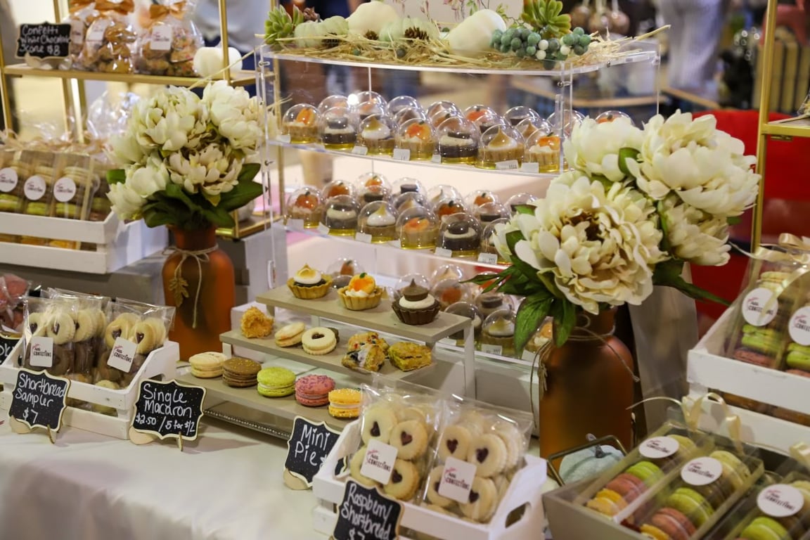 Round Barn Vintage & Made Market