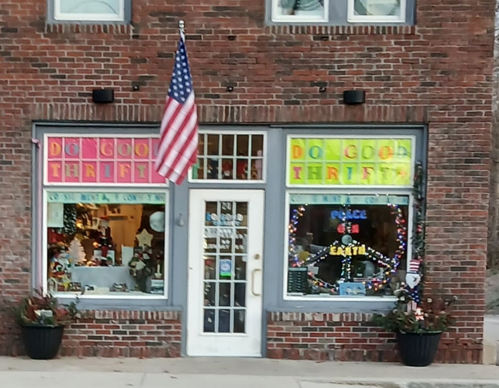 DO GOOD Thrift and Consignment of Conway NH