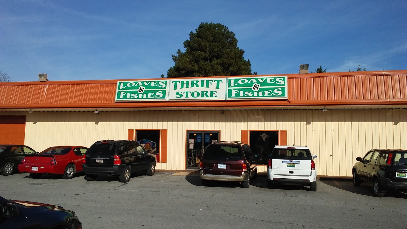 Shoals Dream Center Thrift Store