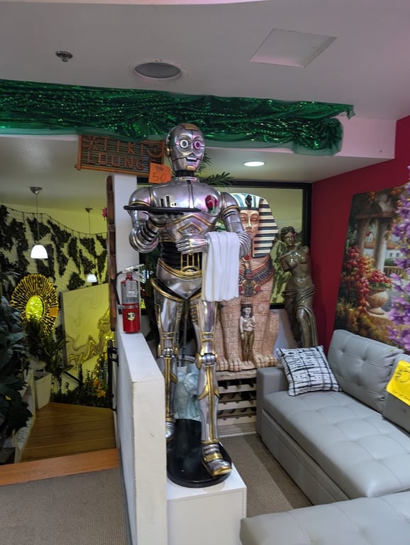 Furniture Warehouse
