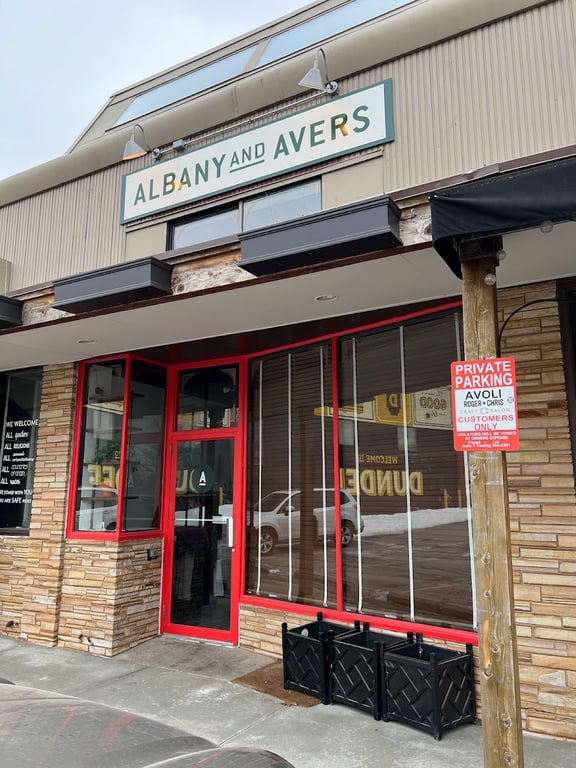 Albany and Avers