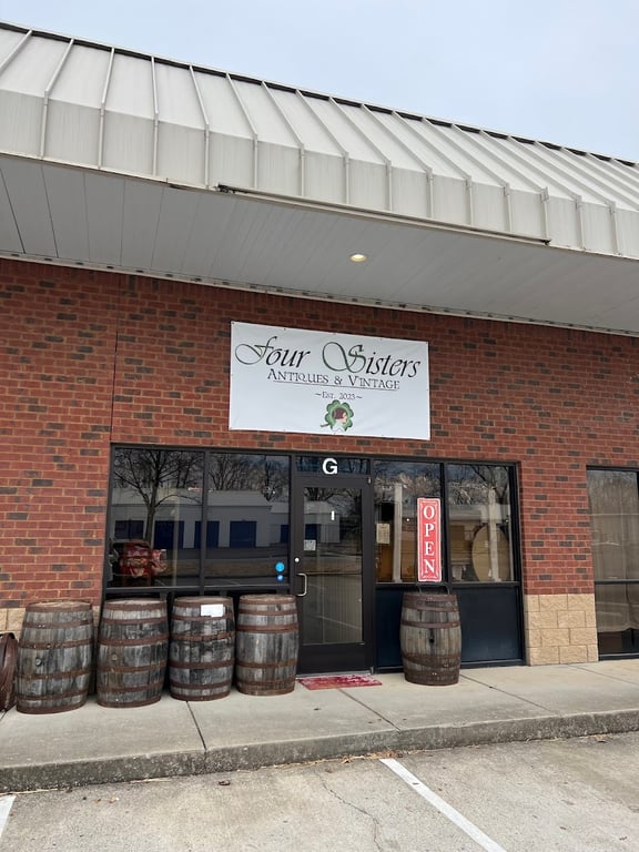 Four Sisters Antiques & Vintage