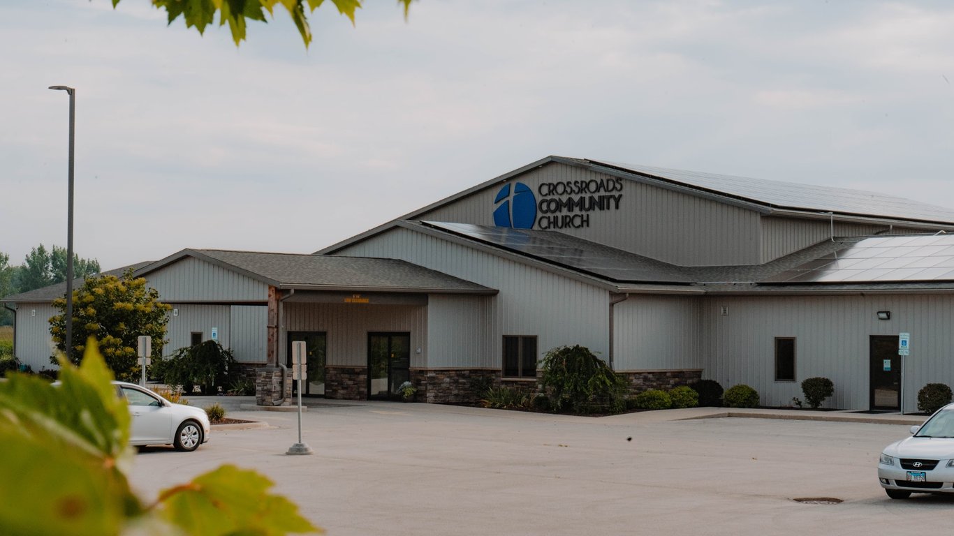 Crossroads Community Church – Winnebago