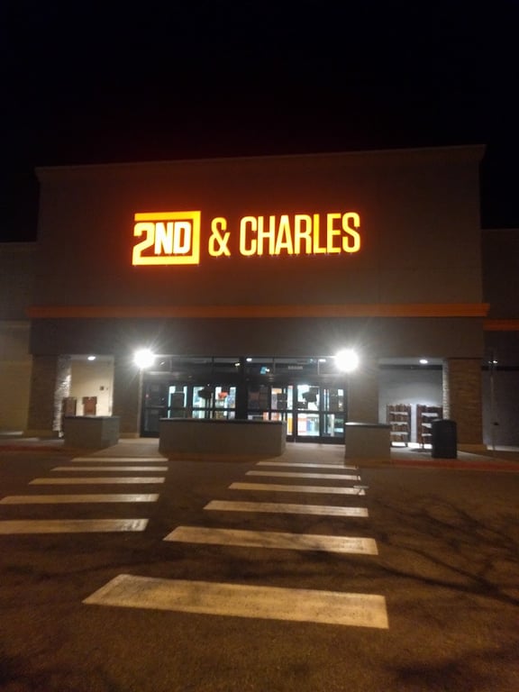 Photo of 2nd & Charles