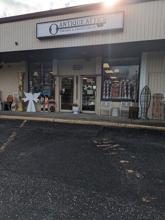 Antique Thrift Vintage & Collectibles