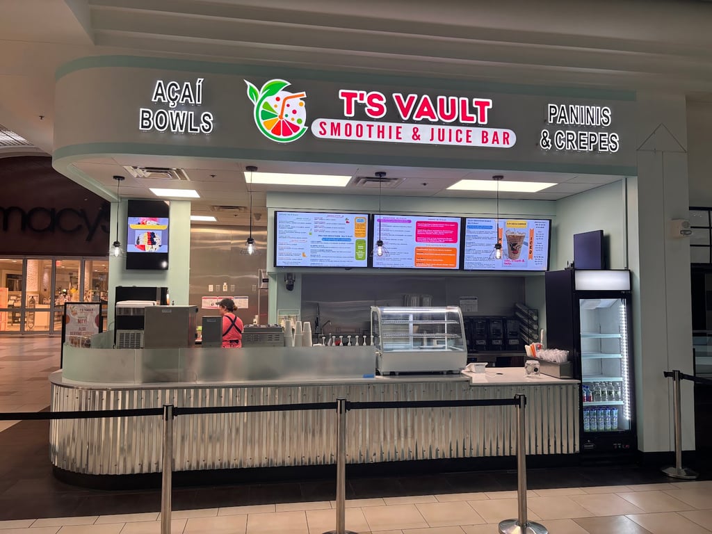 T’s Vault Smoothie & Juice Bar