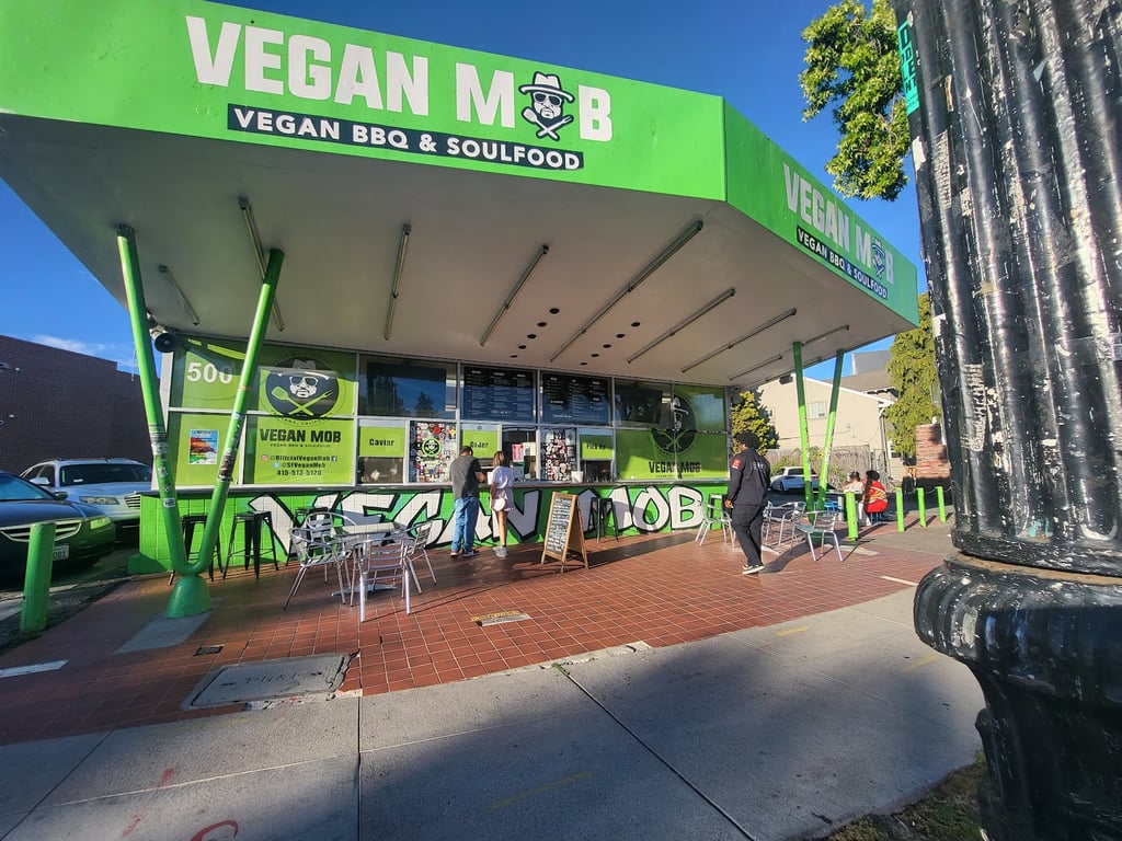 Vegan Mob – Vegan BBQ and Soul Food