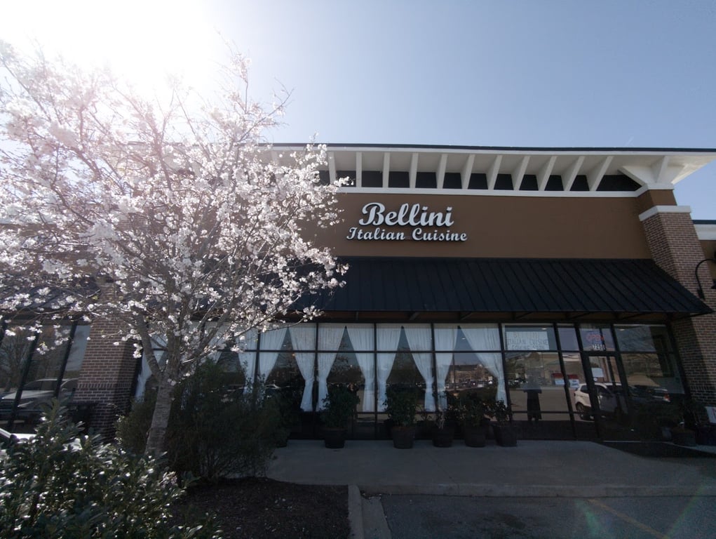 Photo of Shoppes at Holly Springs