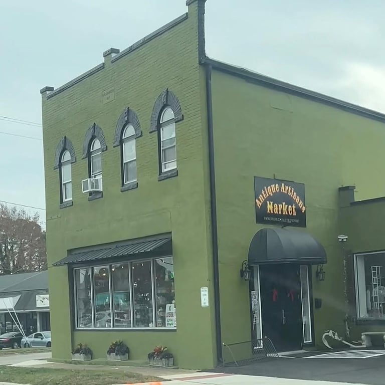 Antique Artisans Market