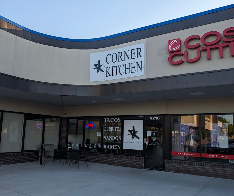 Corner Kitchen