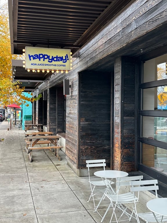 Happy Day! – Juice, Smoothie, Acai