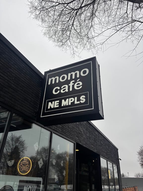 Momo cafe