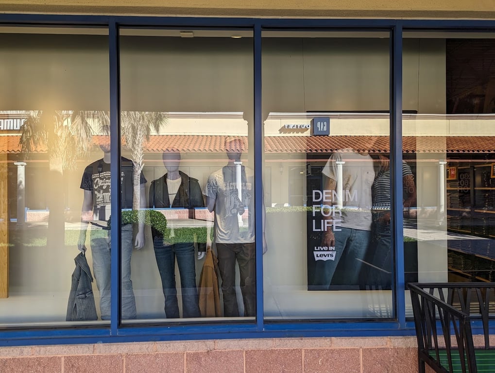 Levi’s Outlet Store