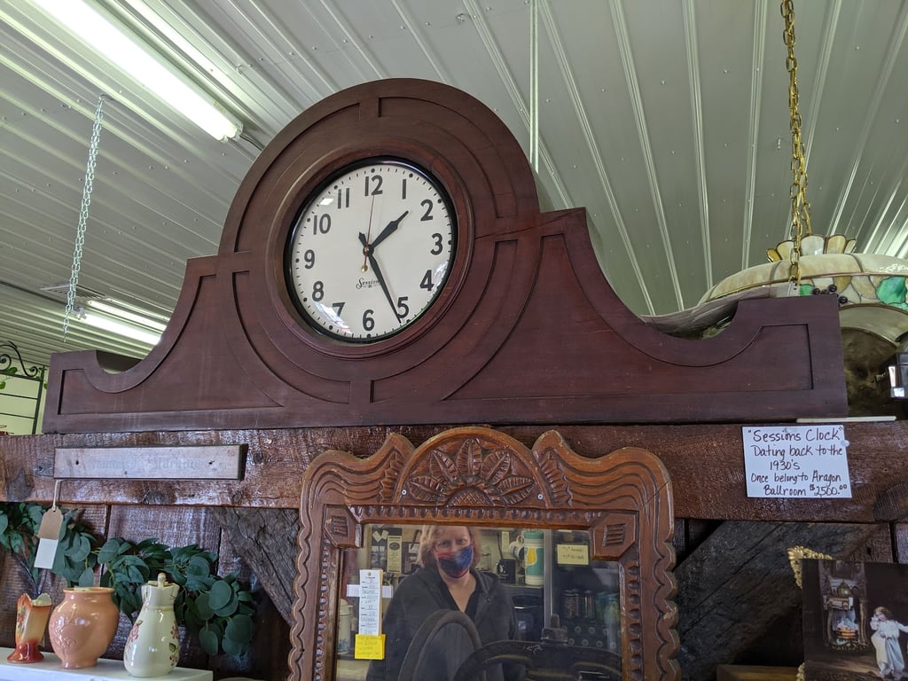 C & S Antique Mall