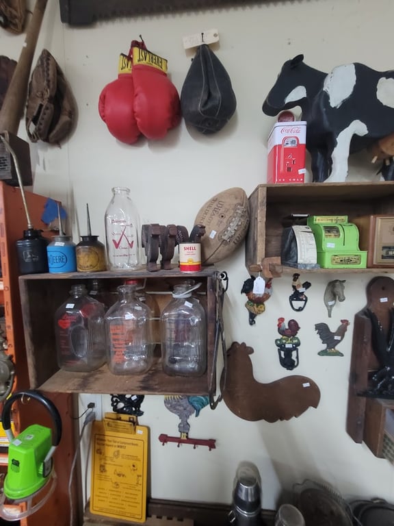 Photo of J & M Vintage Finds
