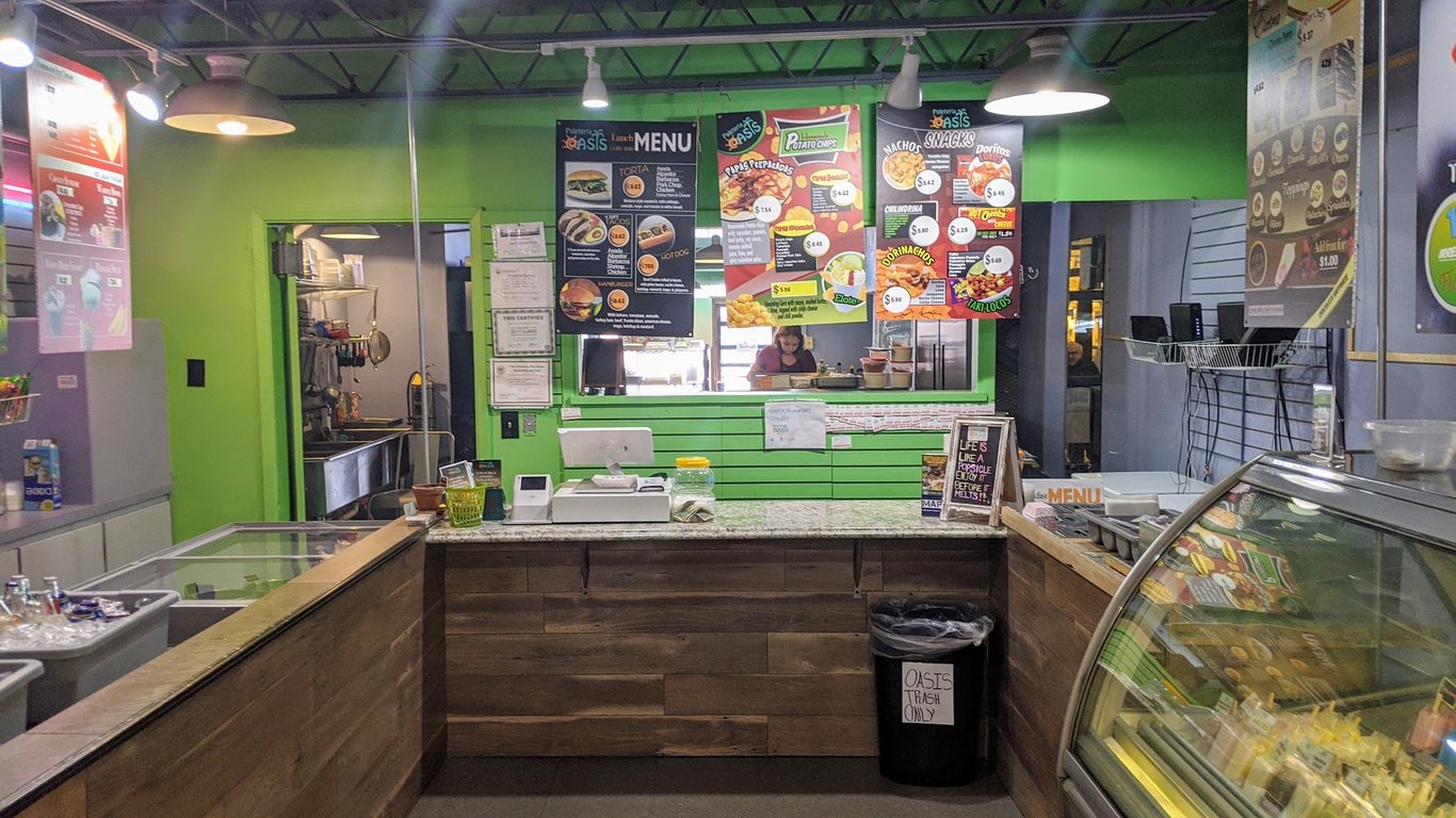Paleteria Oasis Ice Cream Shop