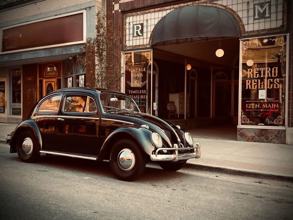 Photo of Retro Relics On Main