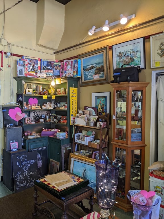 Photo of Treasures Outlet