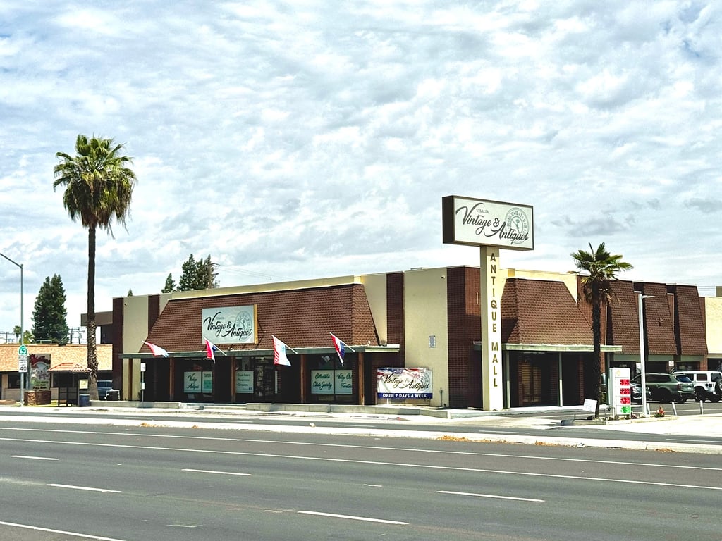 Visalia Vintage & Antiques