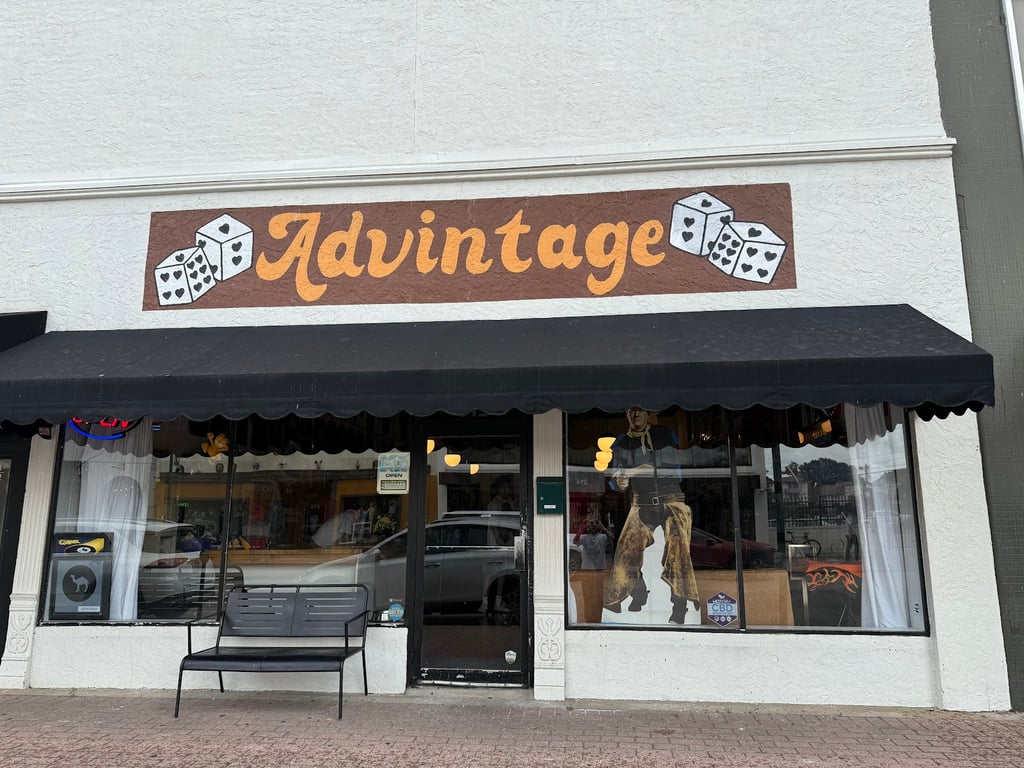 Advintage Thrifts