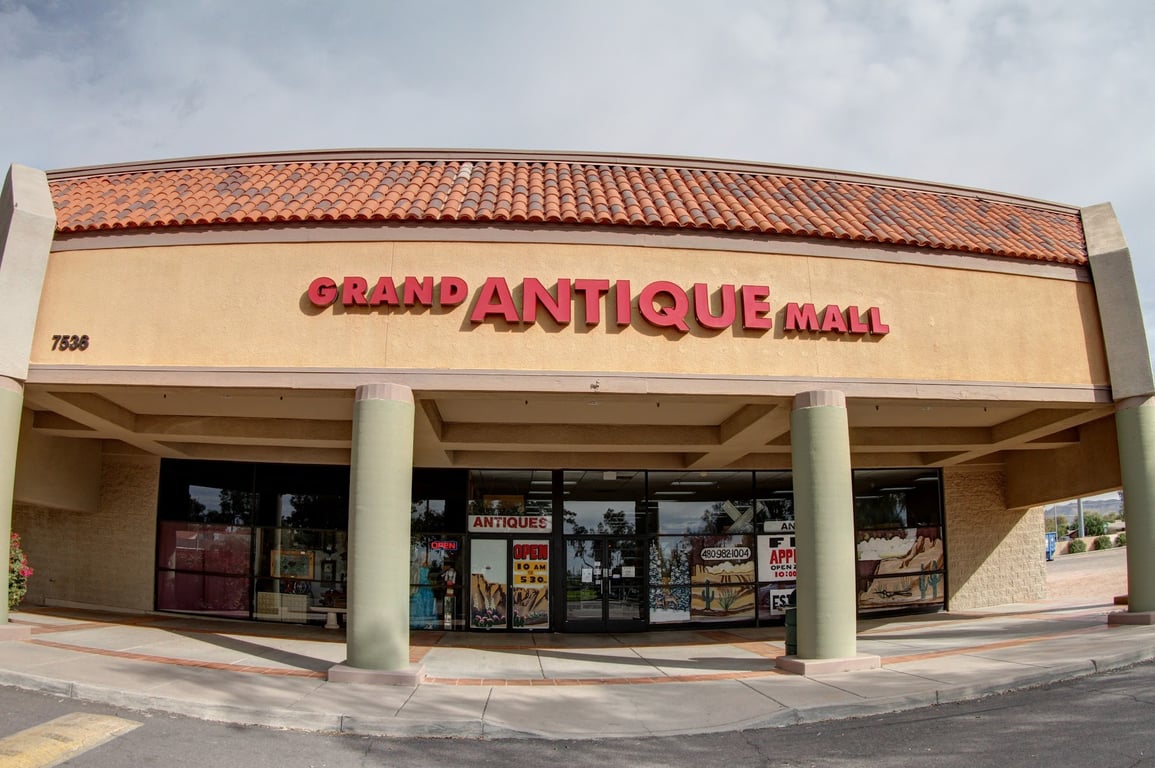 Superstition Grand Antique Mall