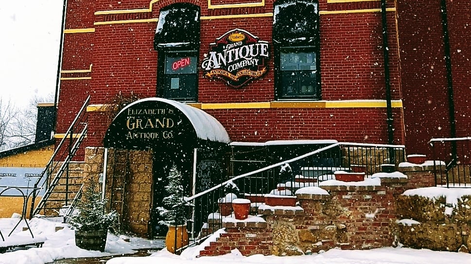 Elizabeth’s Grand Antique Co.