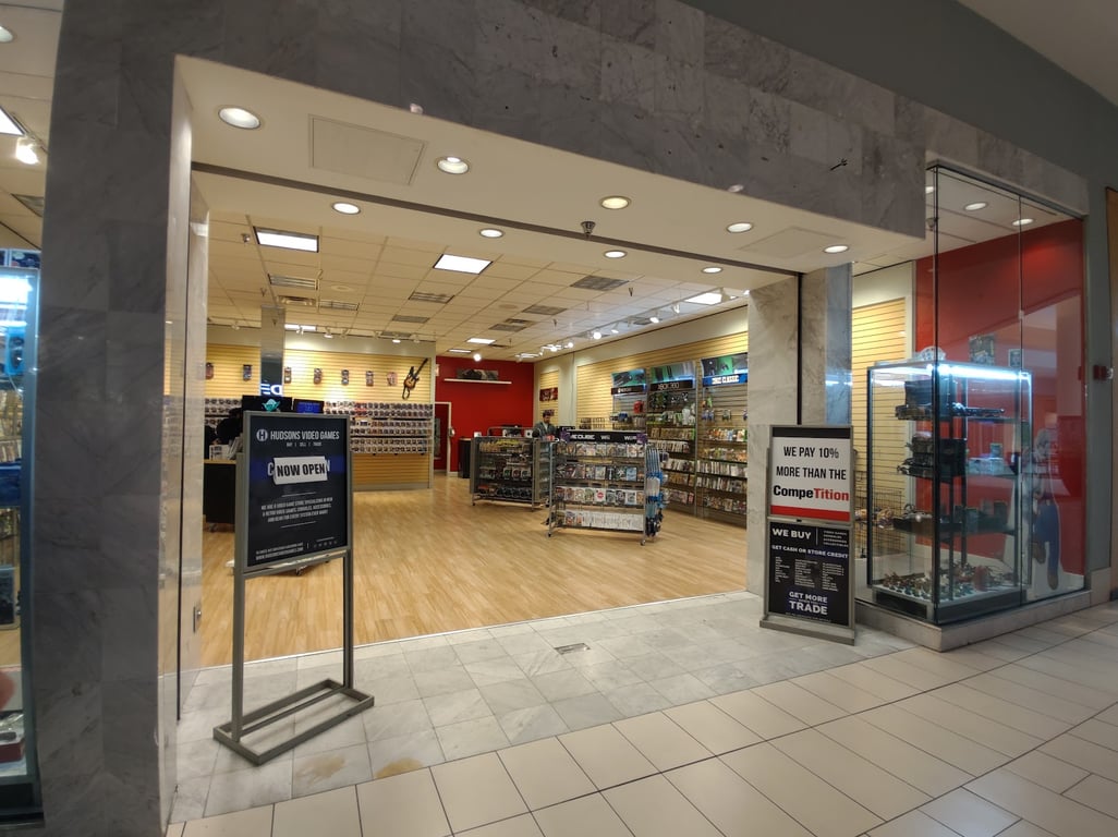 Hudson’s Video Games – Volusia Mall