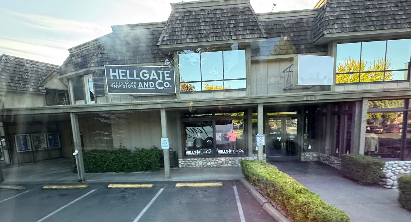 Photo of Hellgate and Co.