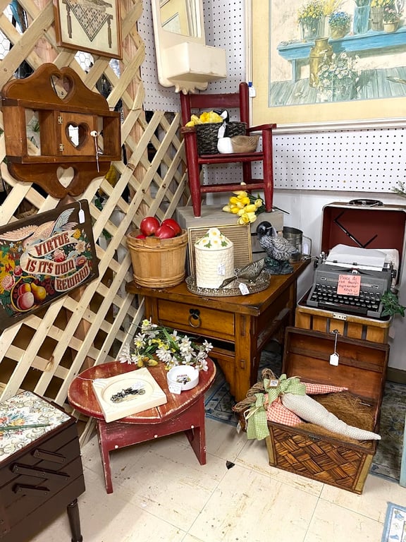 Rusty Relics Flea Market