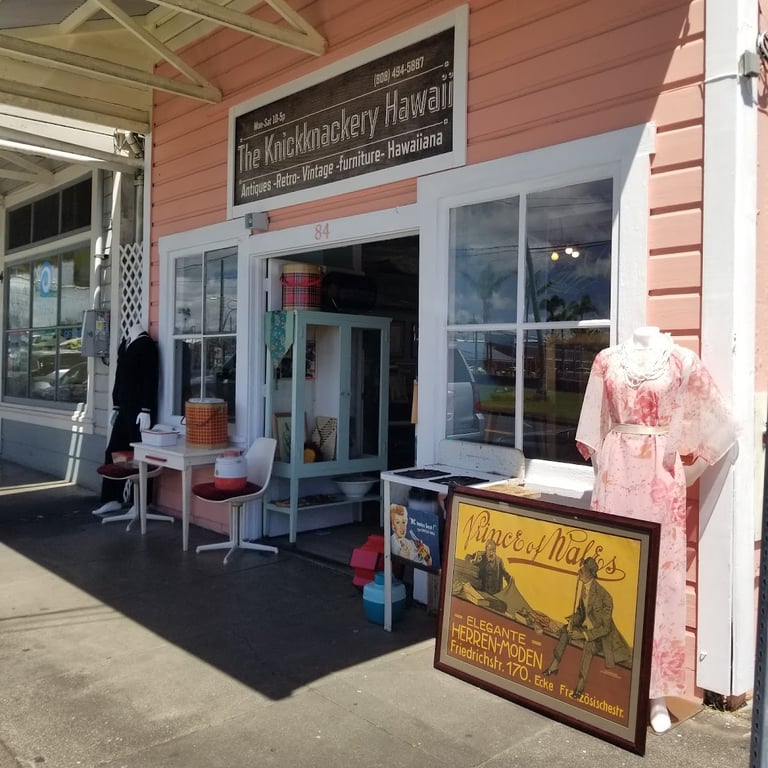 The Knickknackery Antiques And Collectibles Hawaiiana