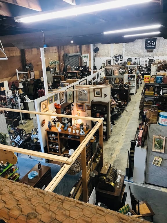 Photo of Brik Brak’s Antiques