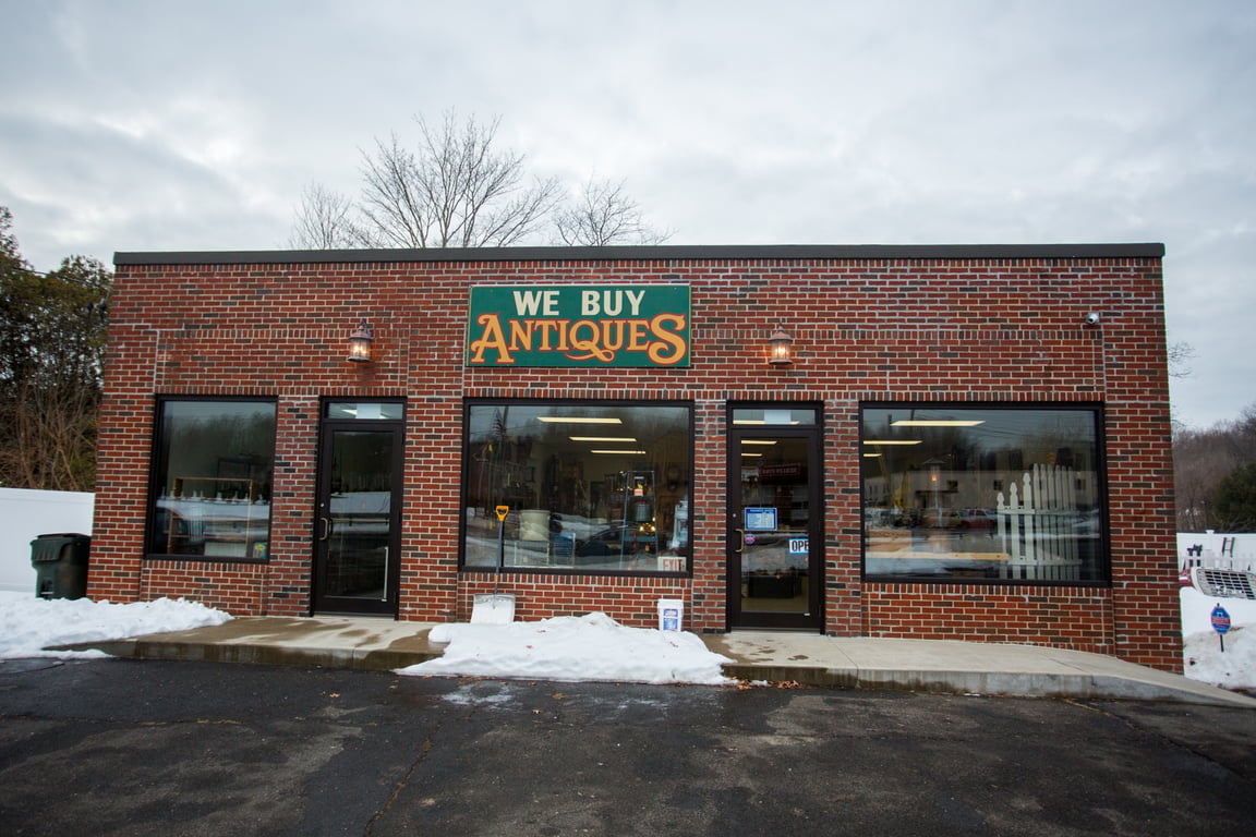 Turnpike Antiques & Vintage