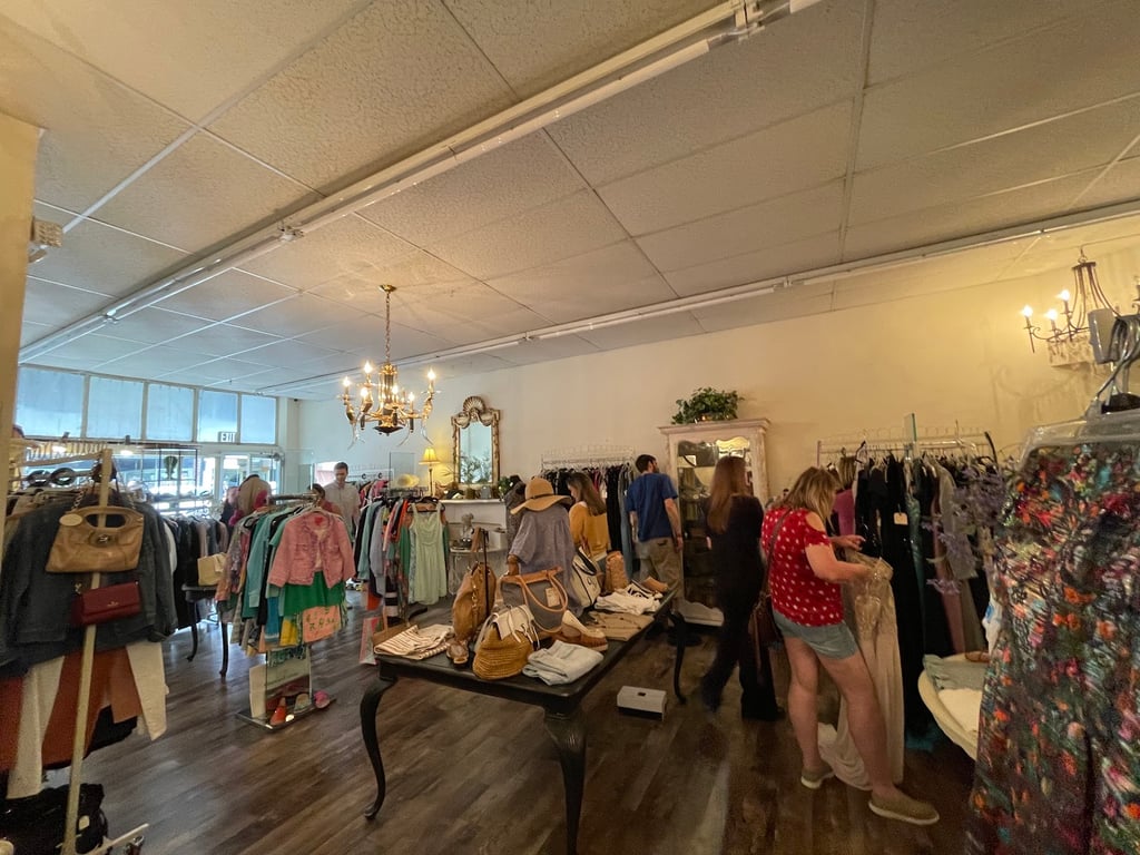 Photo of Aesthete Luxury Resale