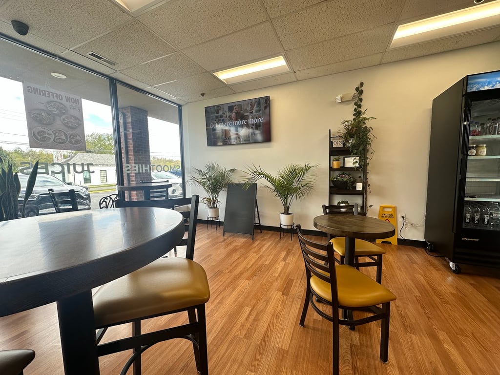 Oasis Juice Bar LLC