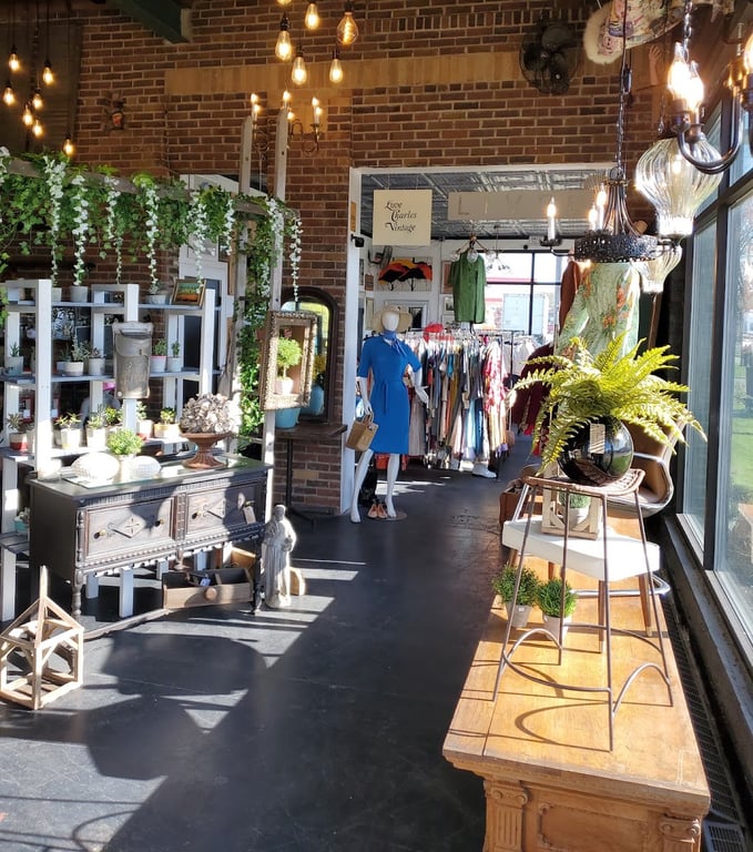 The Elevated Market and Glasshouse