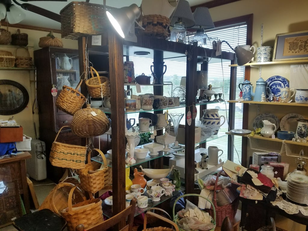 Photo of Blue Ribbon Antiques