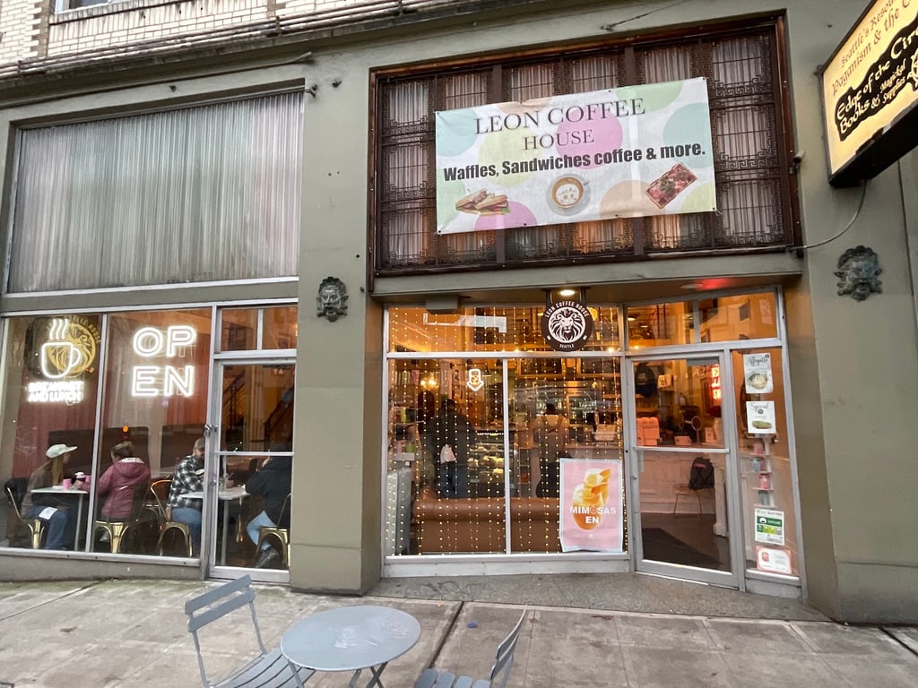 Leon Coffee House – U District