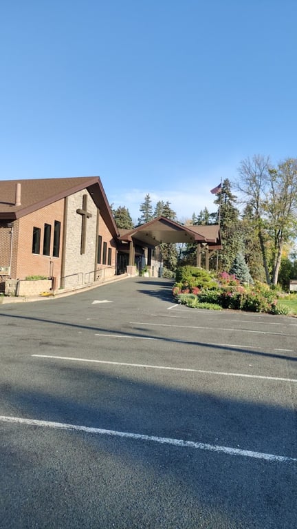 Maple Plain Community Church