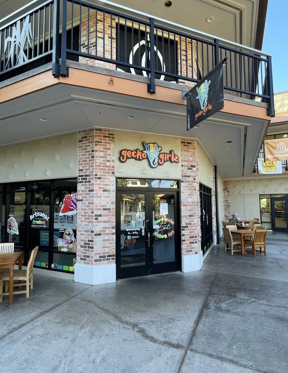 Gecko Girlz Shave Ice and Ice Cream Shop – Waikoloa, Hawaii