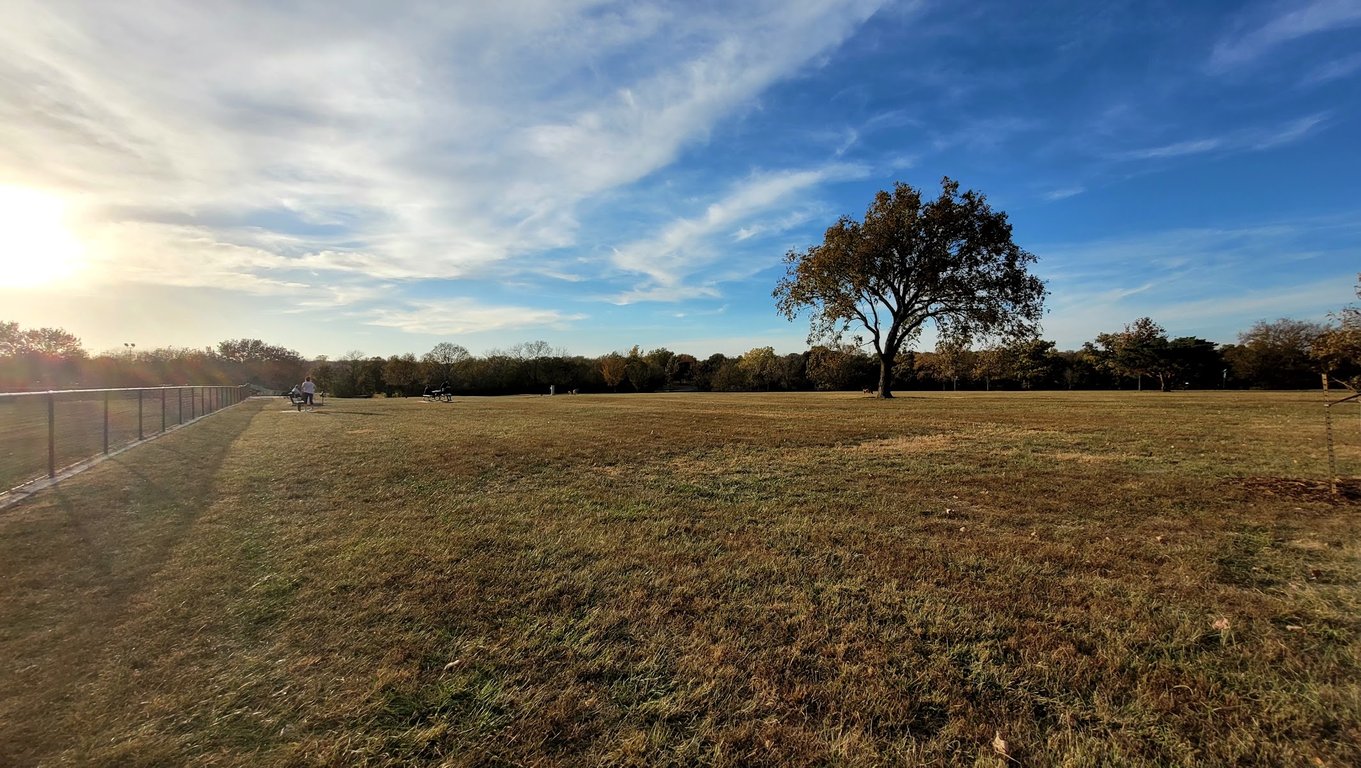 Shawnee Lake Off-Leash Dog Area
