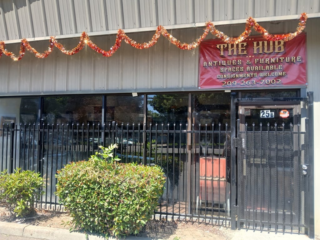 THE HUB