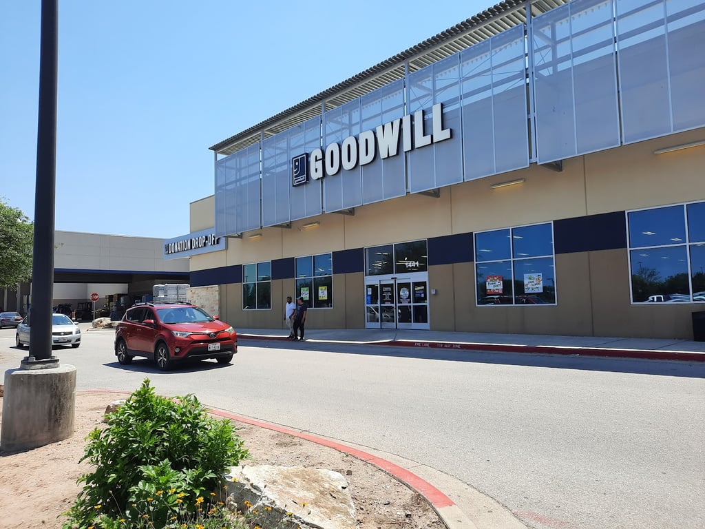 Goodwill Central Texas – Leander Store