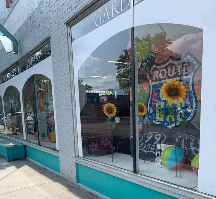 Charlotte’s Web Antique Mall