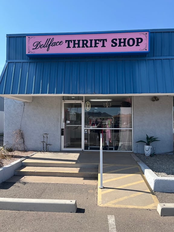 Dollface Thrift