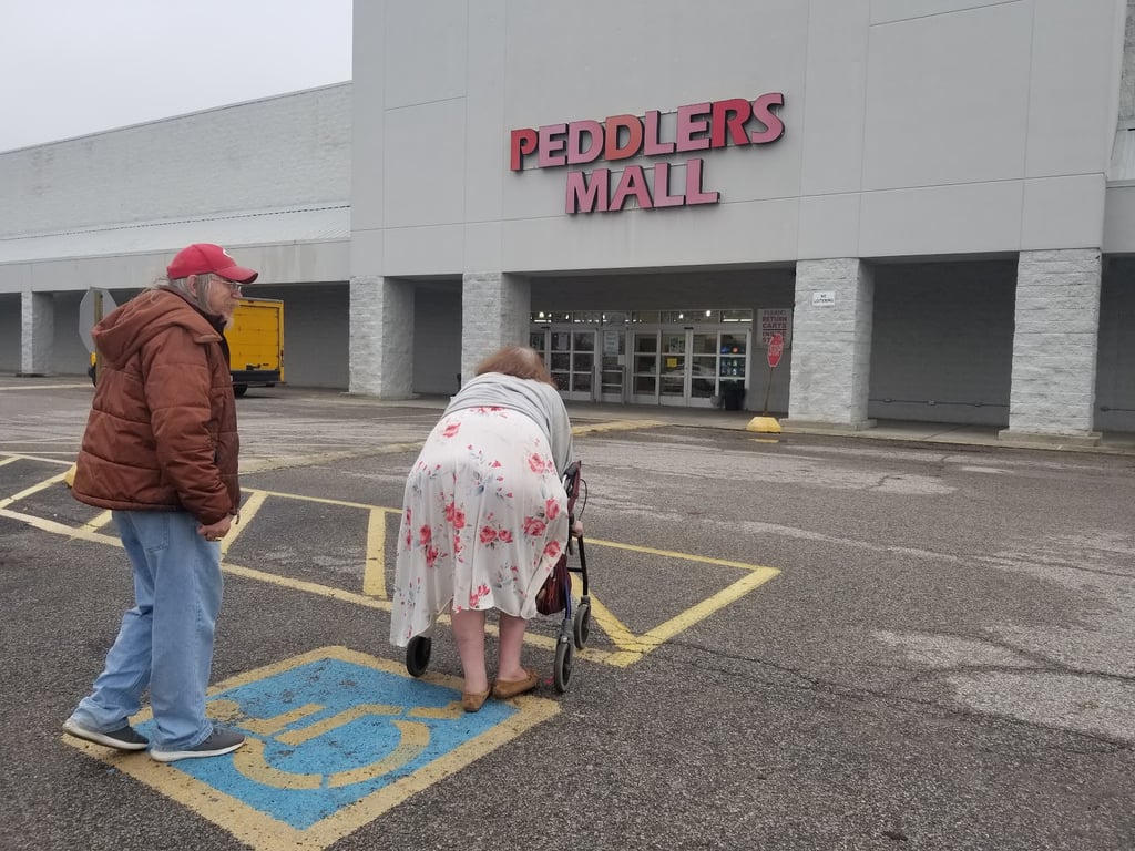 Clarksville Peddlers Mall