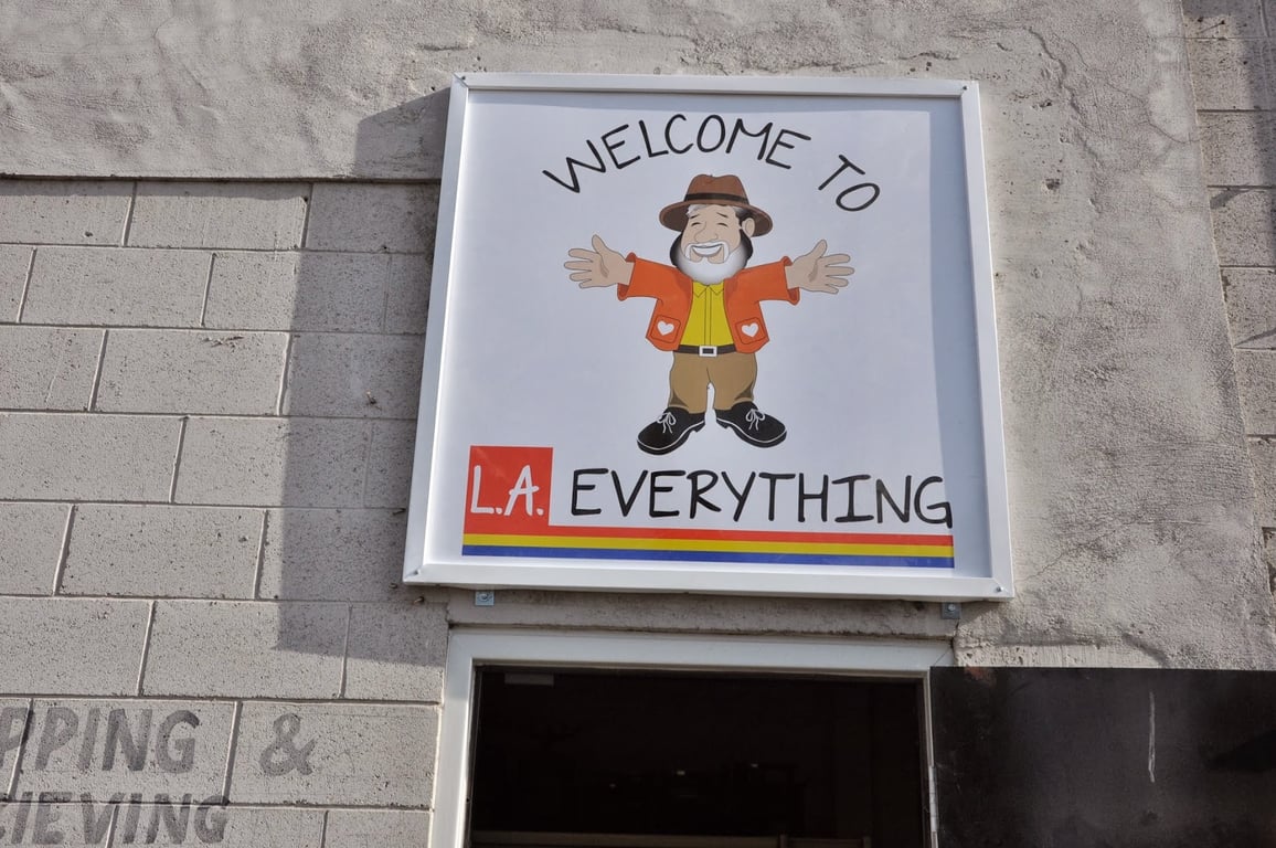 LA Everything Thrift Store 만물상