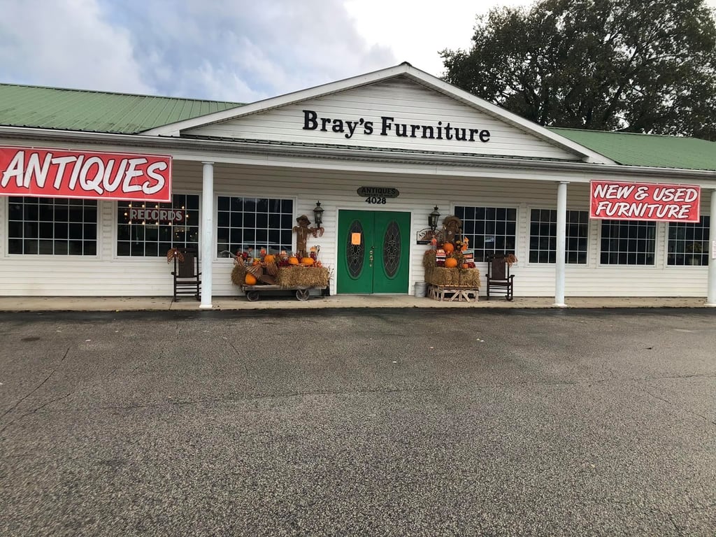 Bray’s Furniture & Antiques