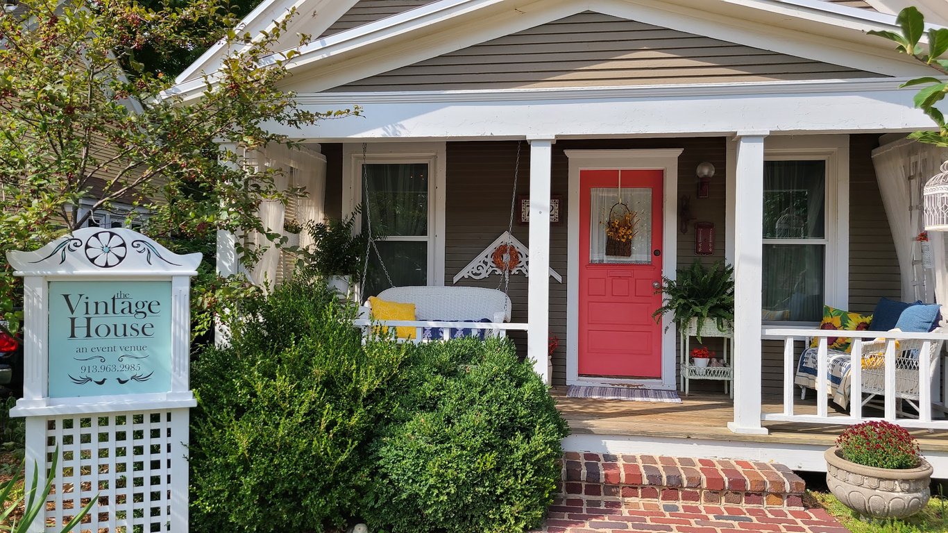 Photo of Vintage House
