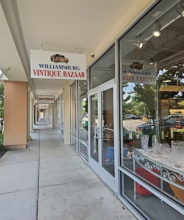 Photo of Williamsburg Vintique Bazaar