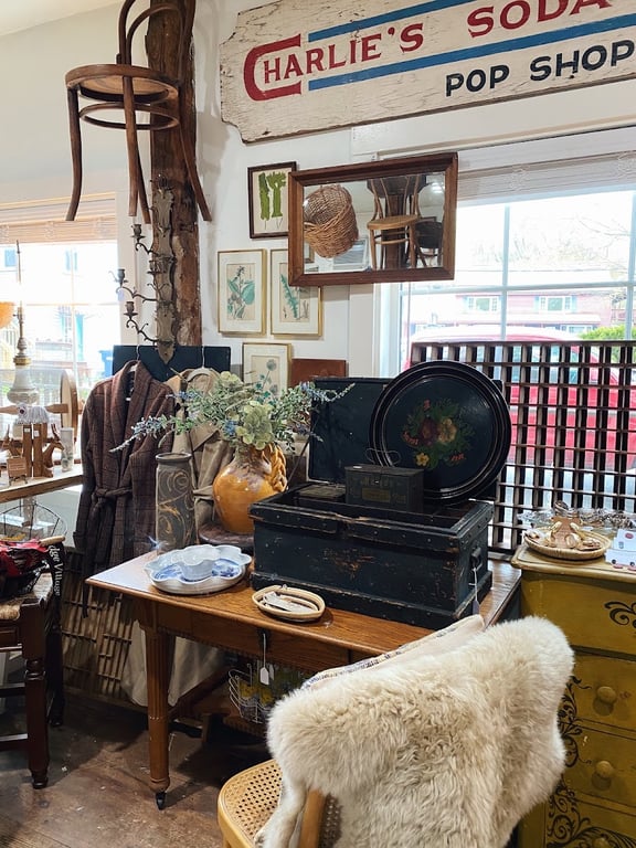 Vintage and Swoon